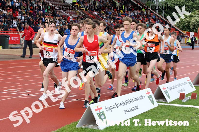 Inter boys 3000 metres, English Schools Track and Field. Photo: David T. Hewitson/Sports for All Pics